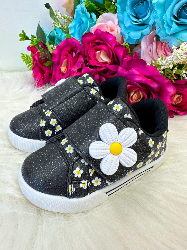 Tênis Encanto de Criança Florzinha Preto