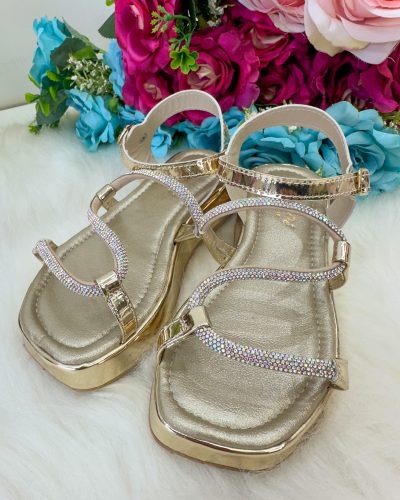 Sandália Doce Pe Verniz Dourada Lilia