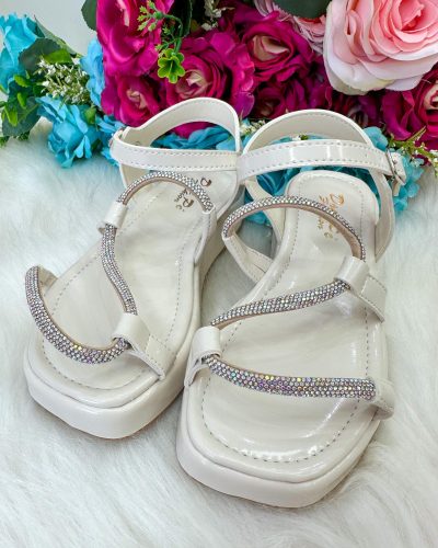 Sandália Doce Pe Verniz Off/ Marfim Lilia