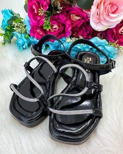 Sandália Doce Pe Verniz Preta Lilia