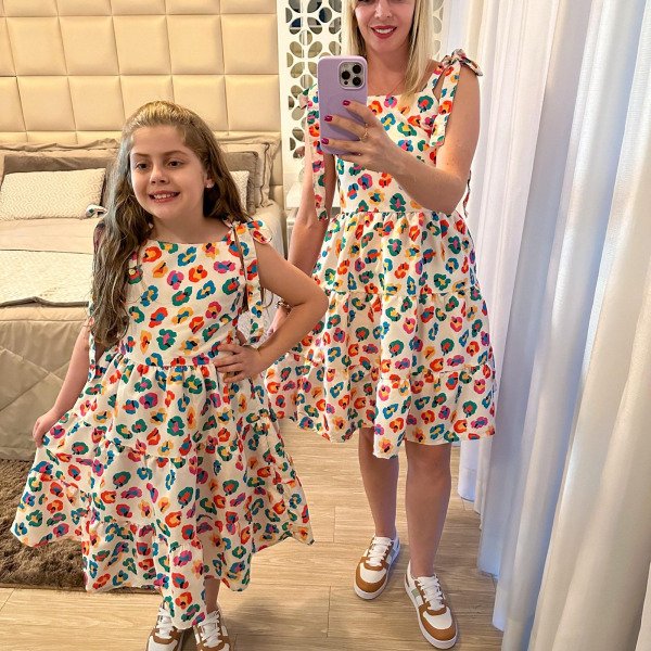 Vestido Blogueirinha Mãe e Filha Nina Off