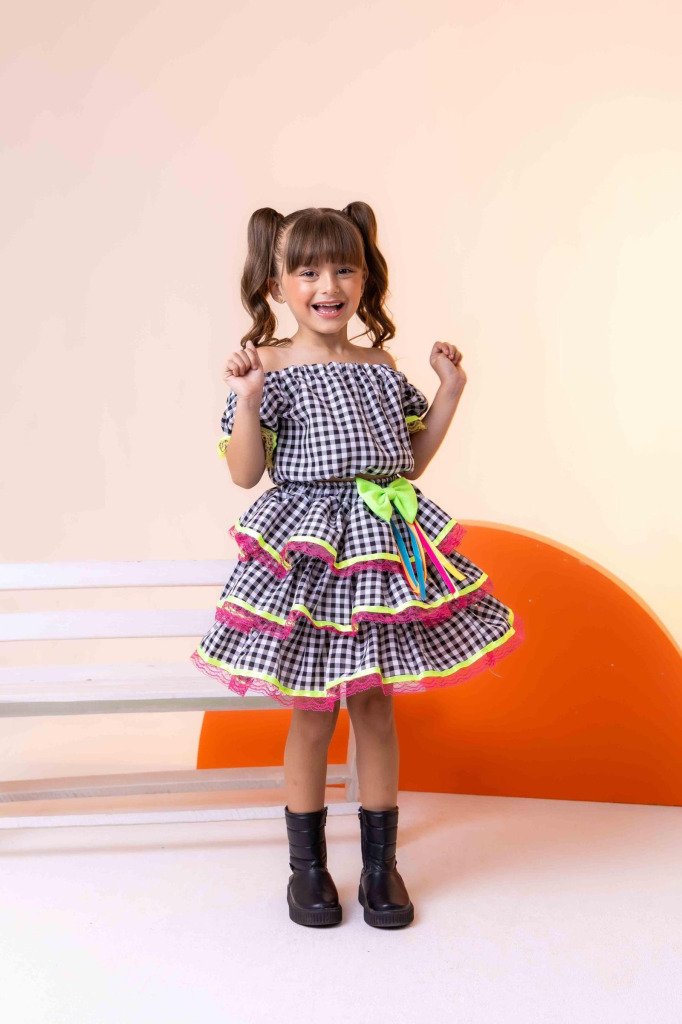 Conjunto Junino Banana Club Luxo Sofia Xadrez Preto